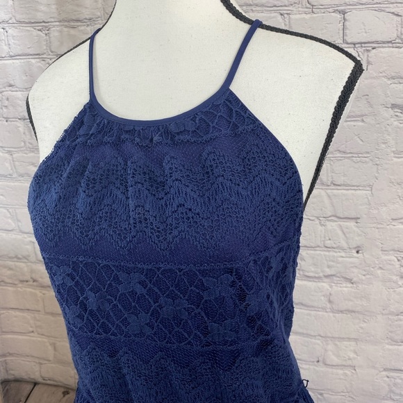 Rewind Lace Dress size Medium - Picture 7 of 11